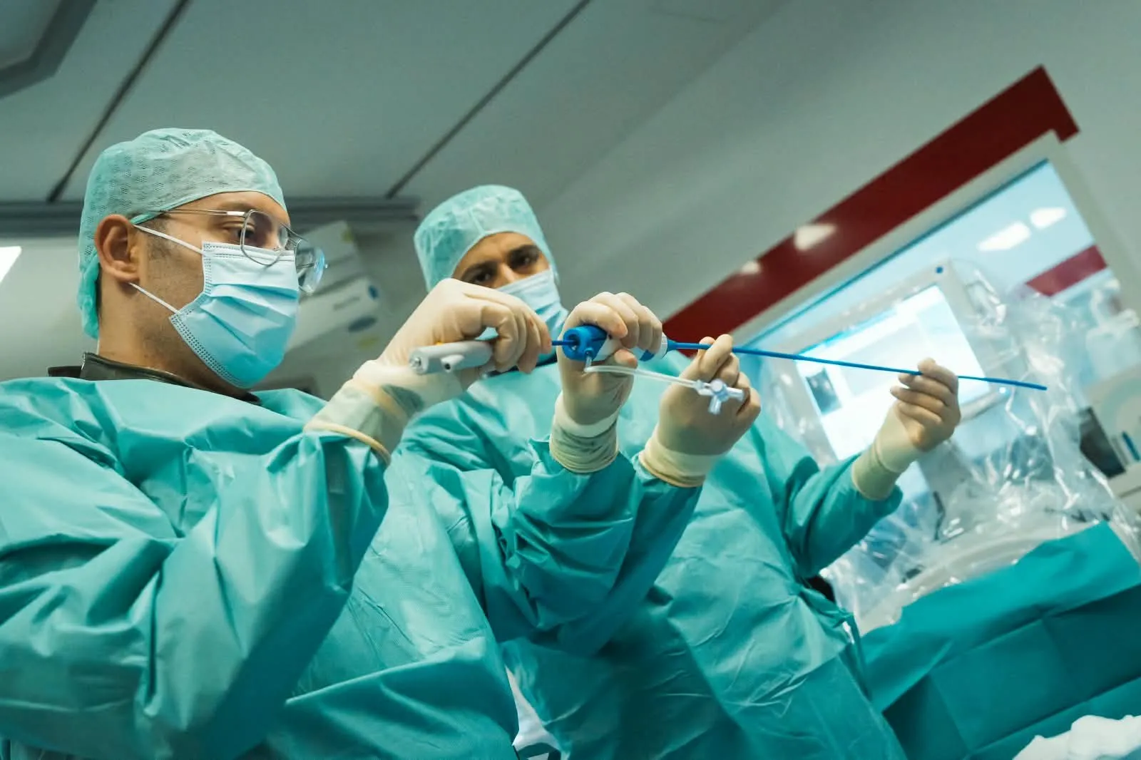 Handling a diagnostic catheter